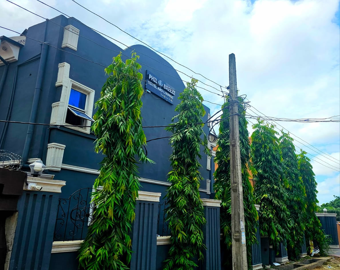 Phil Breeze Hotel and Lounge building